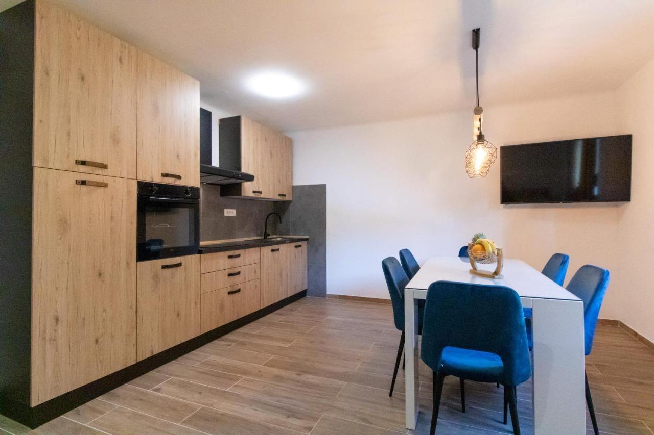 Lily Split Center Apartman Kültér fotó